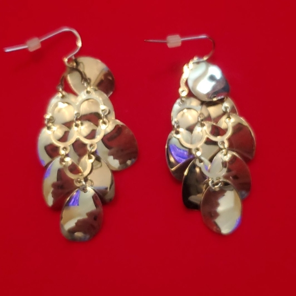 Earrings - Picture 4 of 5